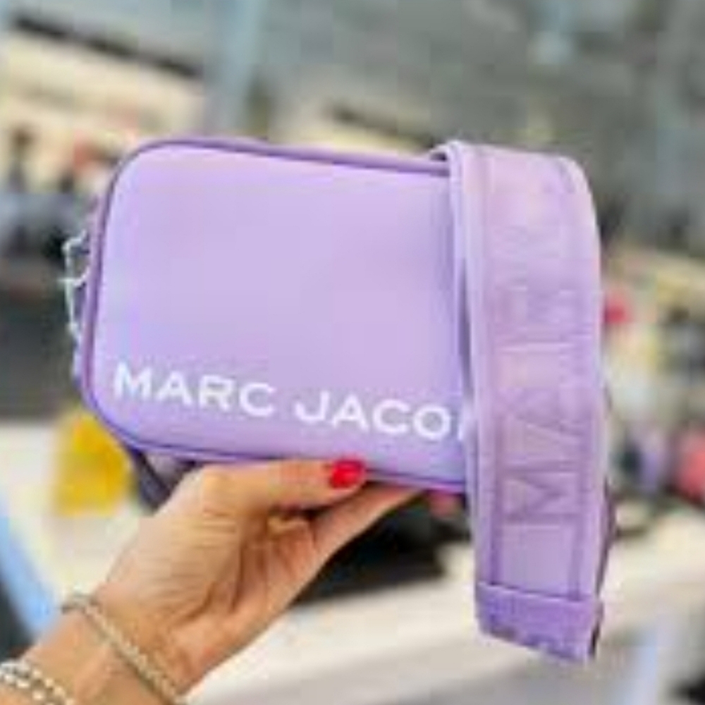 NWT Marc Jacobs "Wisteria" crossbody camera bag. - Picture 6 of 12